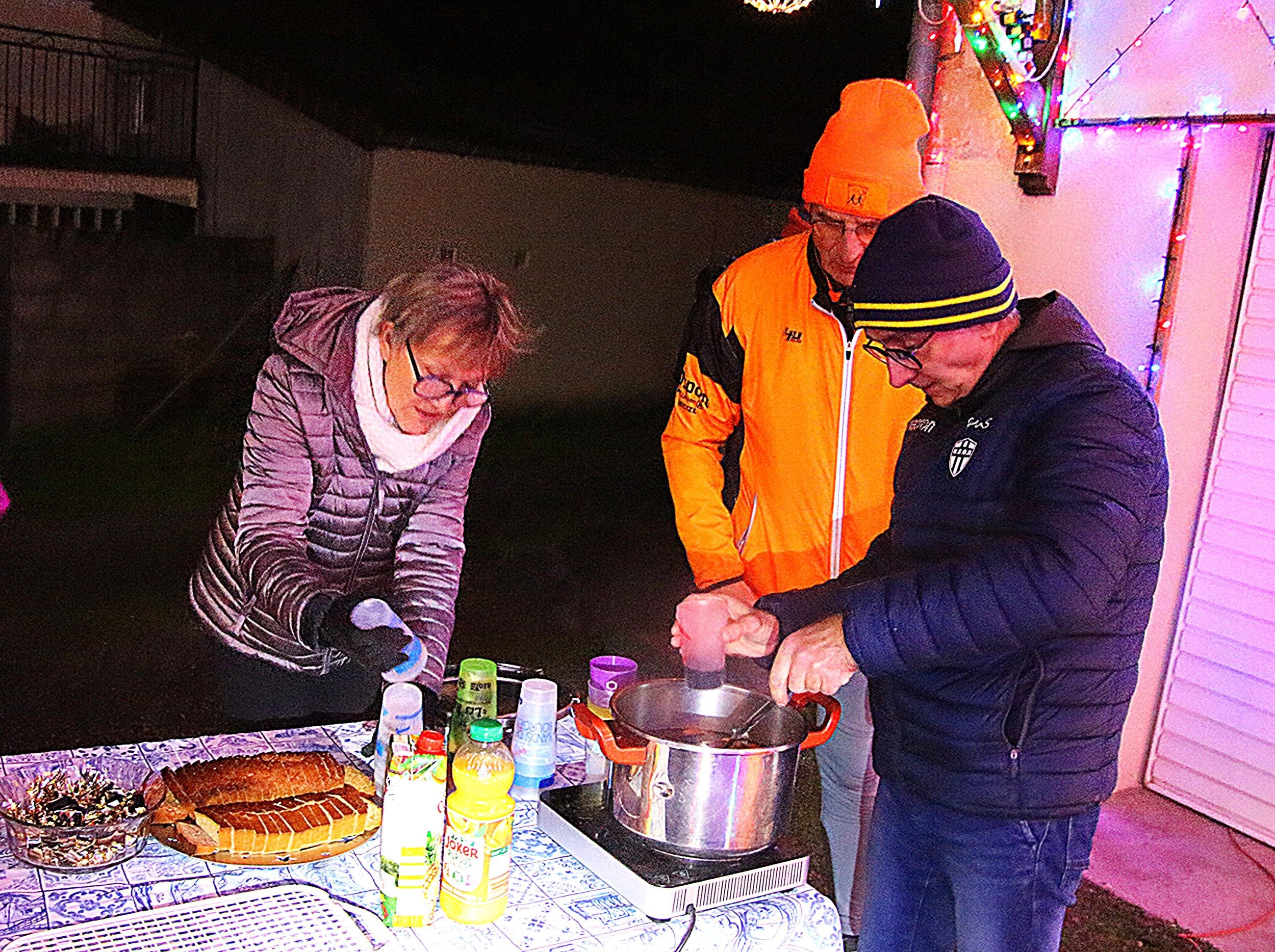 Une belle sortie nocturne aux lumières , senteurs  et saveurs de Noël