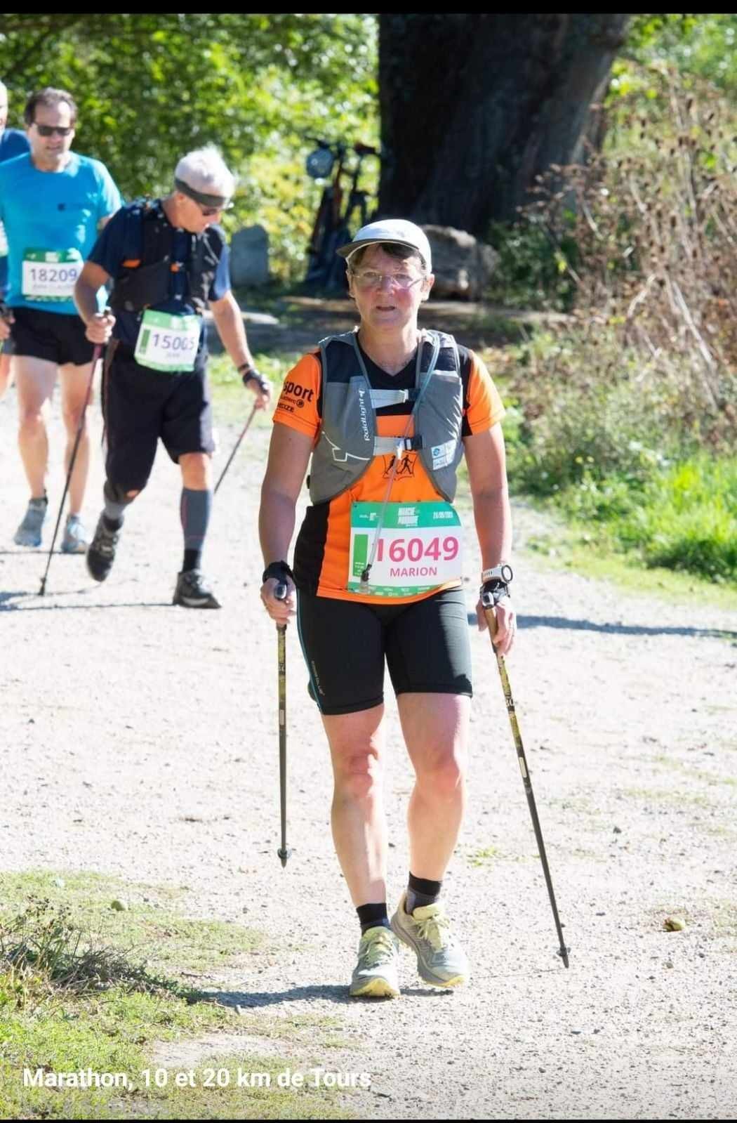 Marion aux 10km de marche nordique à Tours septembre 2023