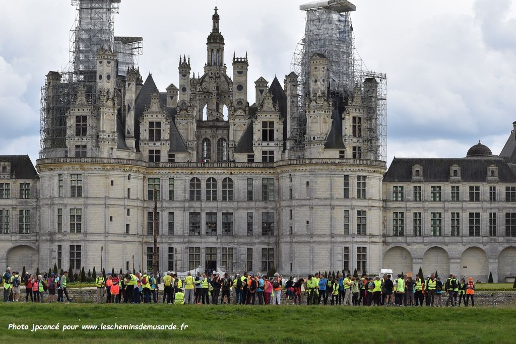 Devant le  Château de Chambord avril 2023