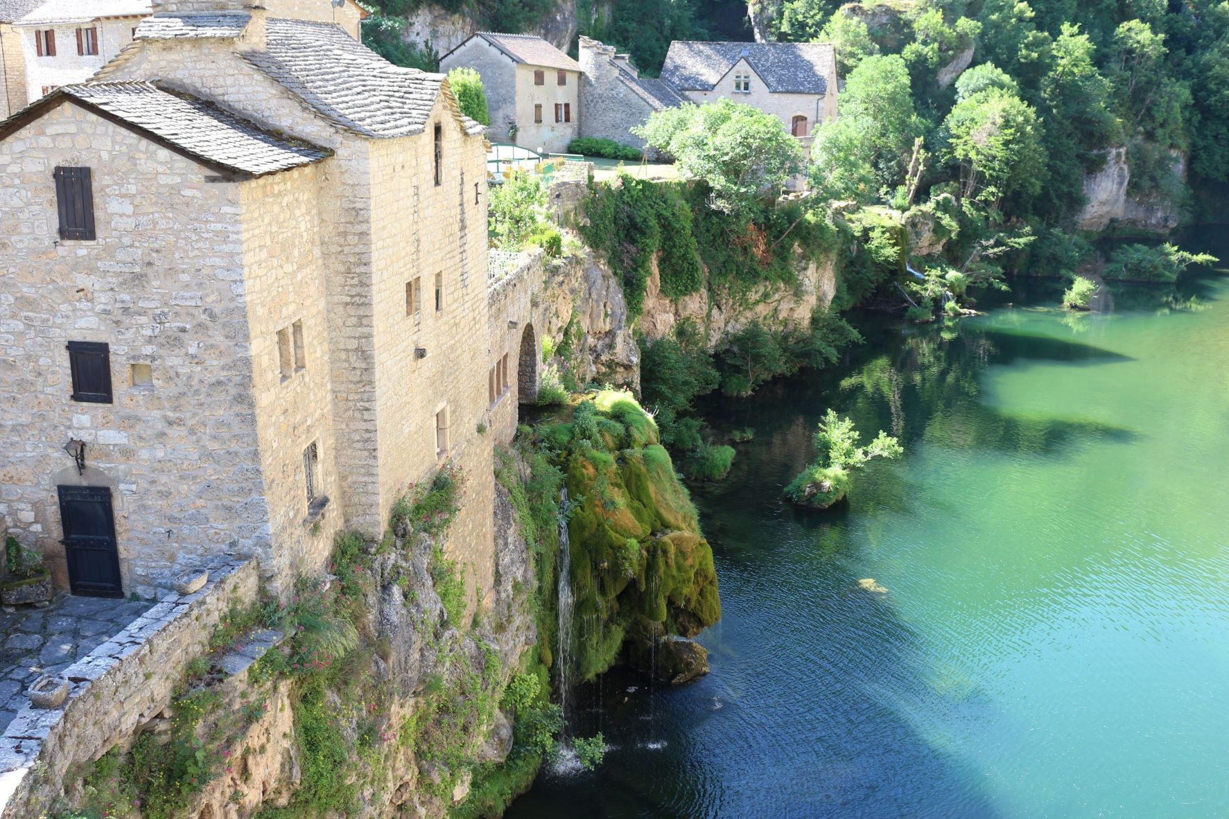 Ste Enimie le Tarn et cascades