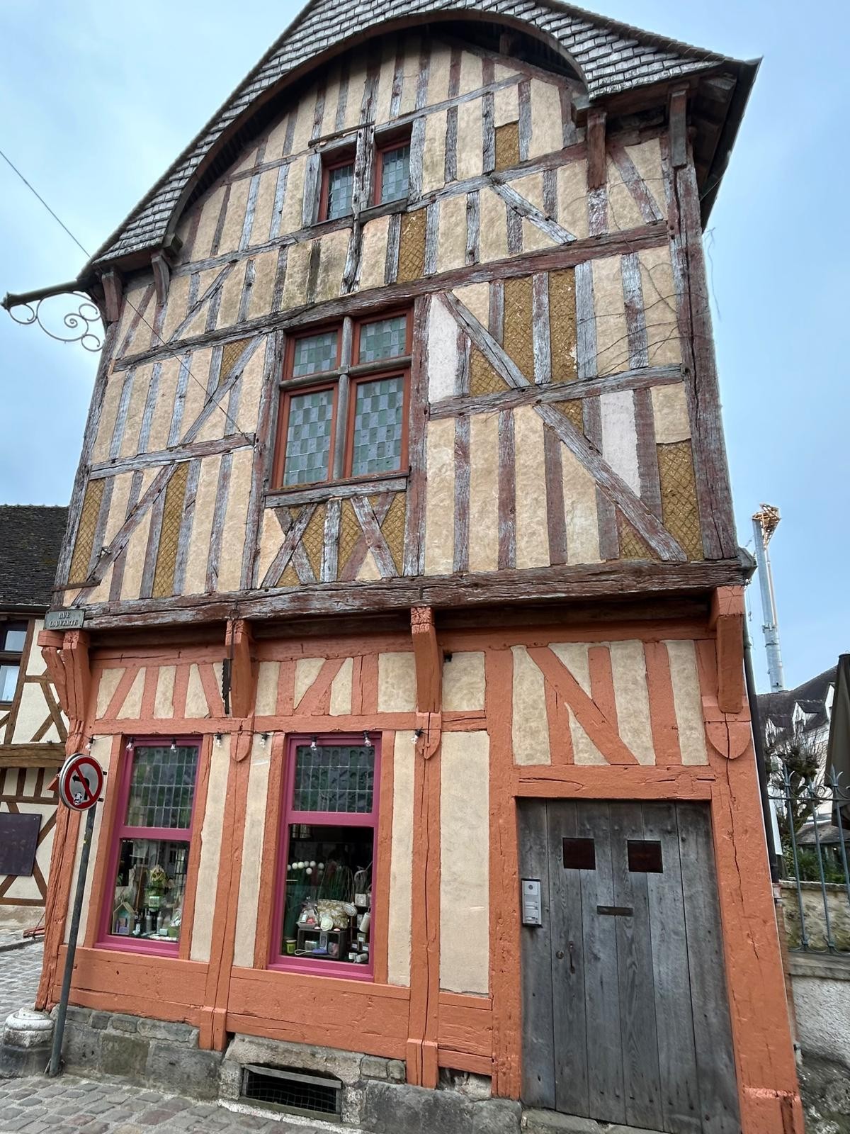 Paris-Provins 